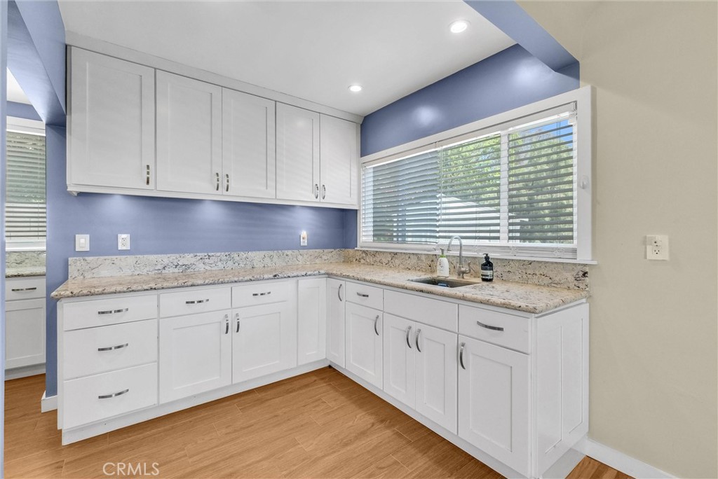 MLS #WS25269979 image #14