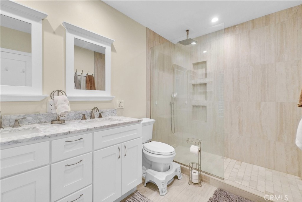 MLS #WS25269979 image #17