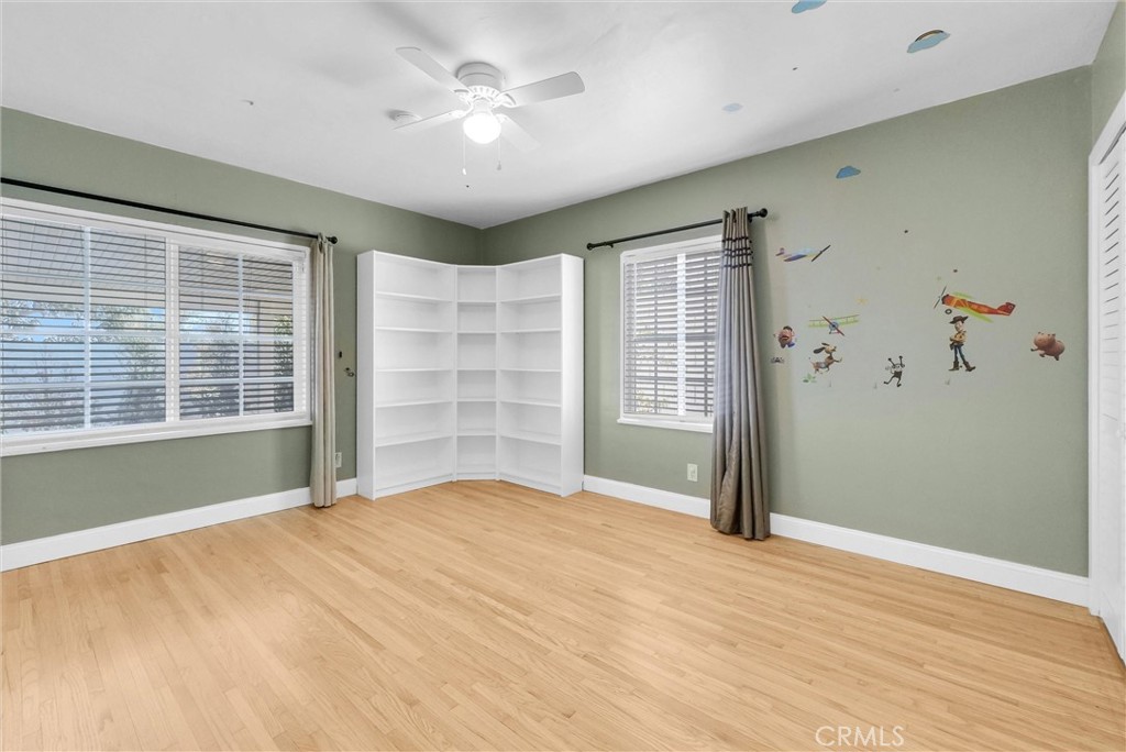 MLS #WS25269979 image #19