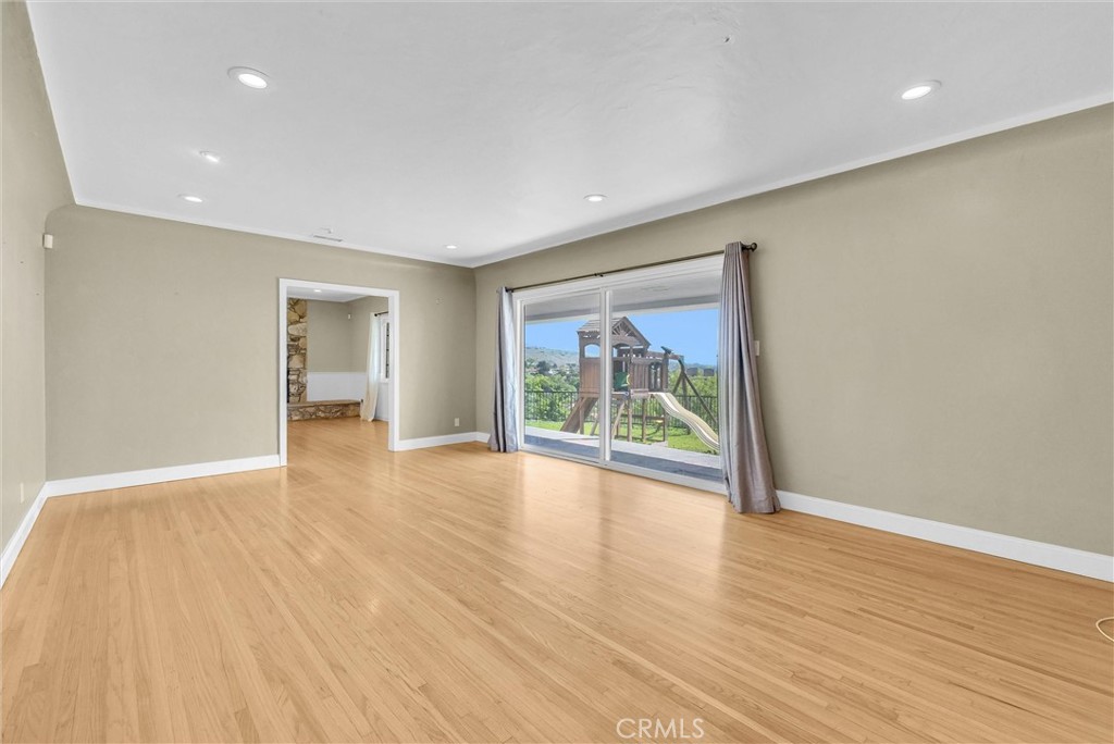 MLS #WS25269979 image #5