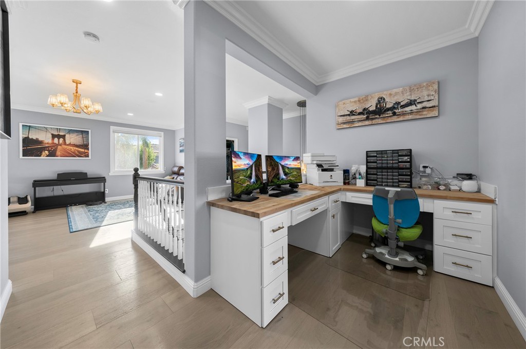 MLS #WS25270014 image #12