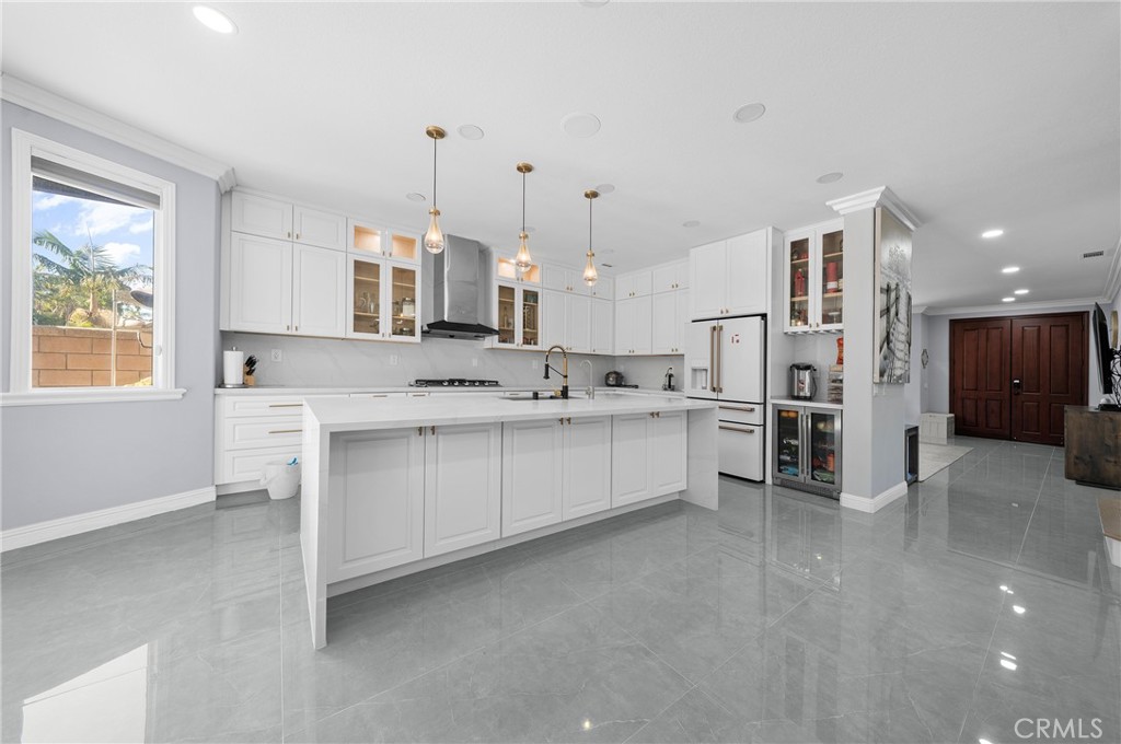 MLS #WS25270014 image #2