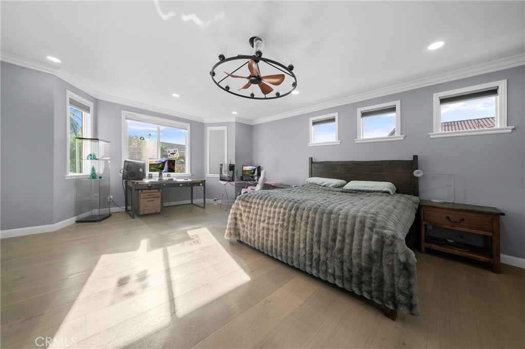 MLS #WS25270014 image #5