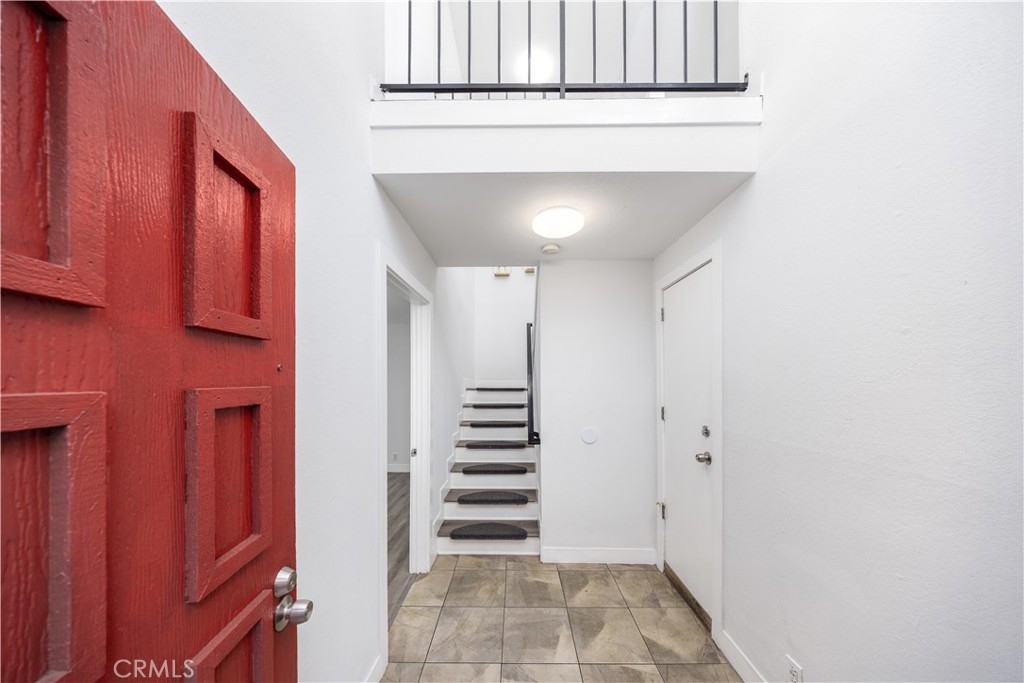 MLS #WS25270033 image #2