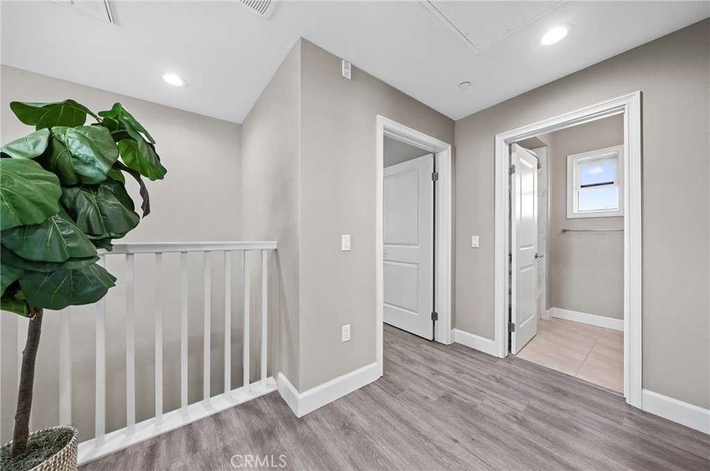 MLS #WS25270264 image #15