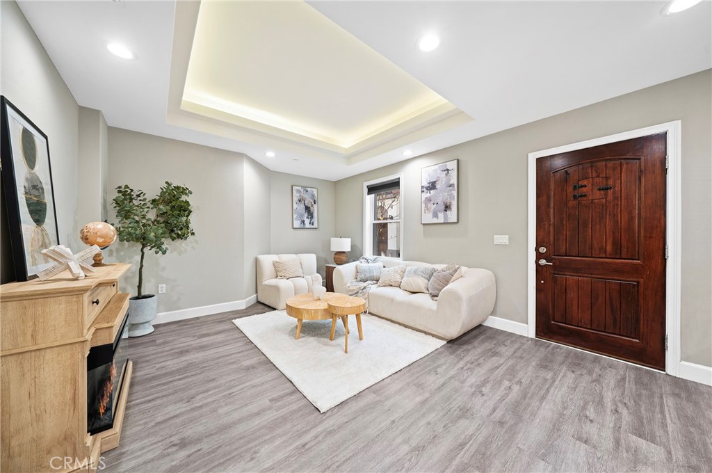 MLS #WS25270264 image #4