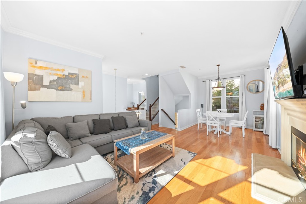 MLS #WS25270301 image #13