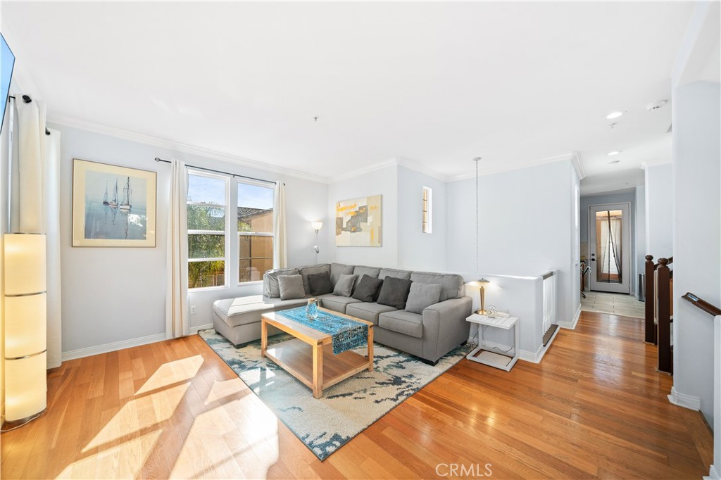 MLS #WS25270301 image #15