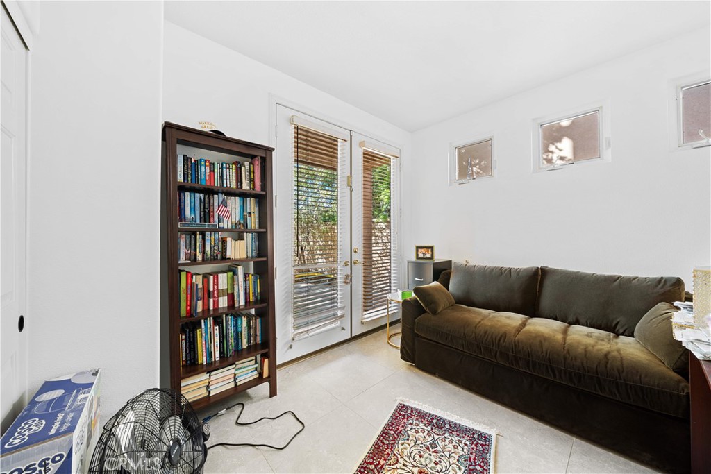 MLS #WS25270414 image #17