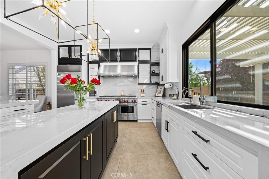 MLS #WS25270414 image #8