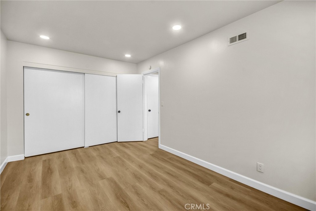 MLS #WS25270426 image #11