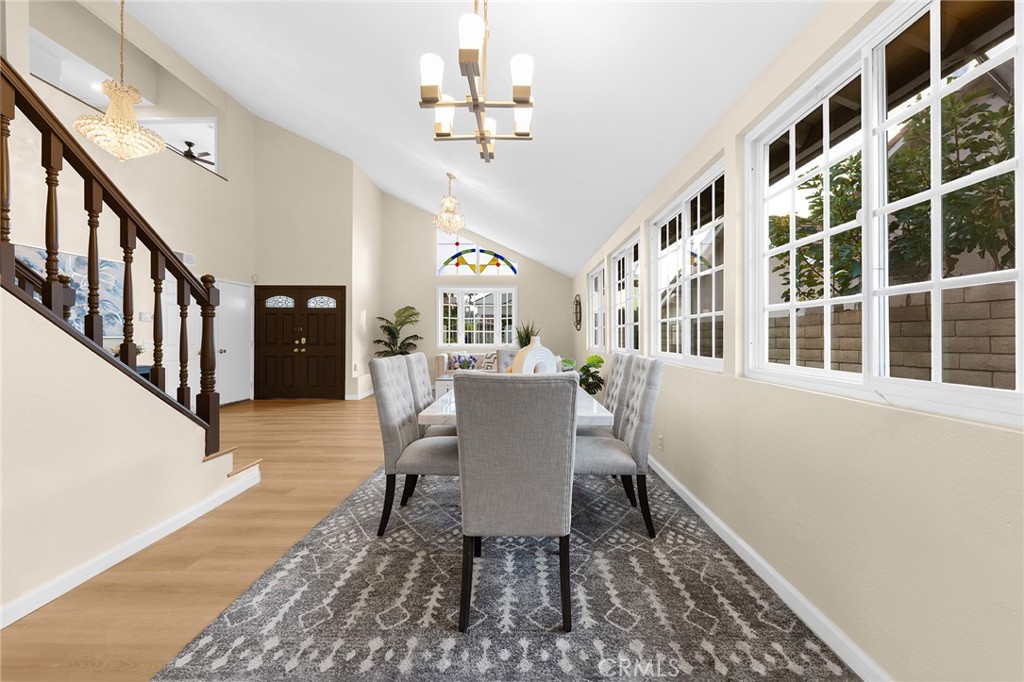 MLS #WS25270427 image #12