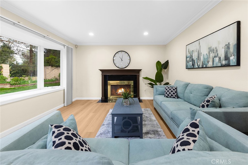 MLS #WS25270427 image #15