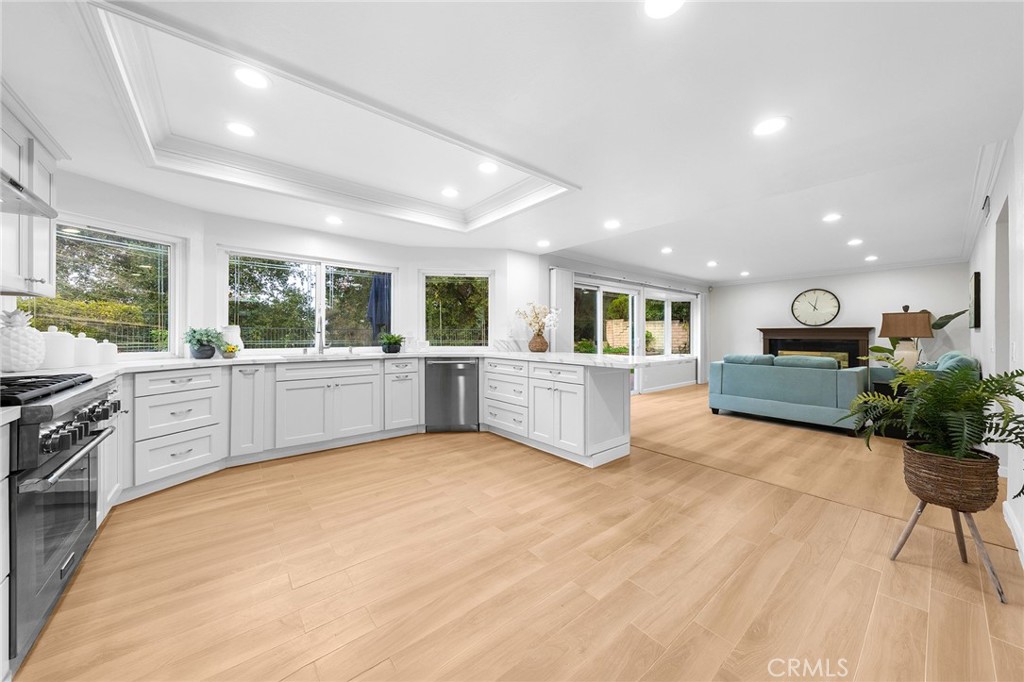 MLS #WS25270427 image #18