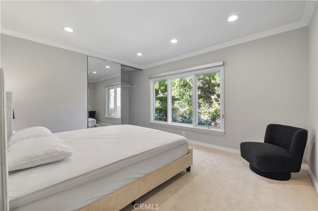 MLS #WS25270440 image #18