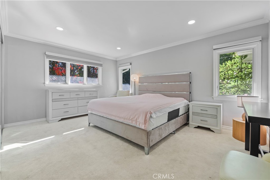 MLS #WS25270440 image #24