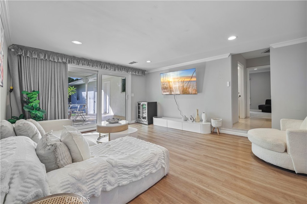 MLS #WS25270440 image #28