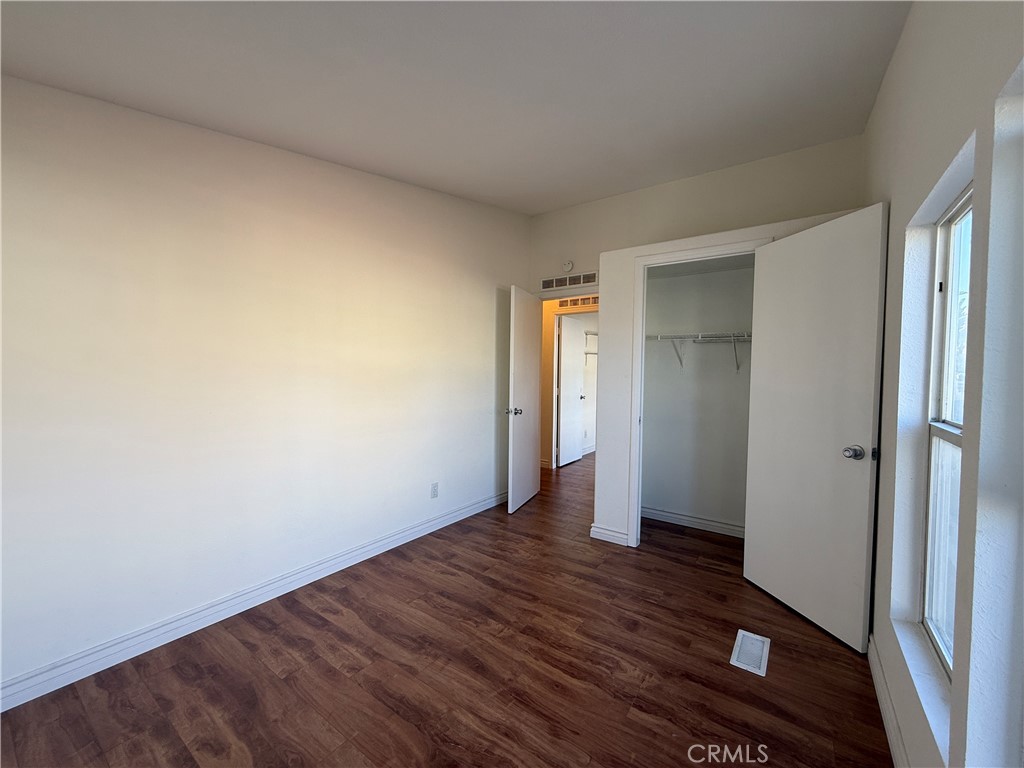 MLS #WS25270457 image #14