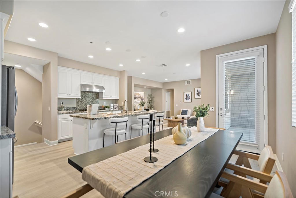 MLS #WS25270586 image #12