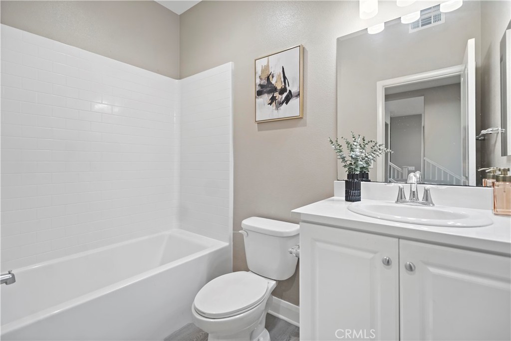 MLS #WS25270586 image #20