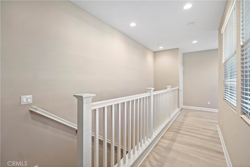 MLS #WS25270586 image #22