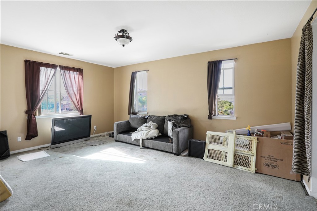 MLS #WS25270653 image #16