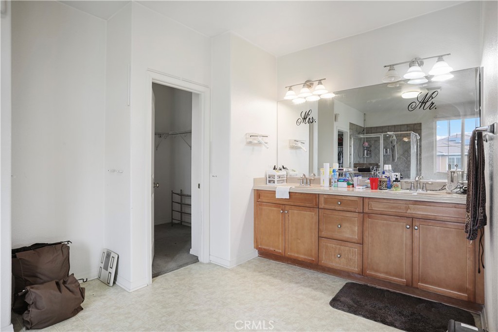 MLS #WS25270653 image #20