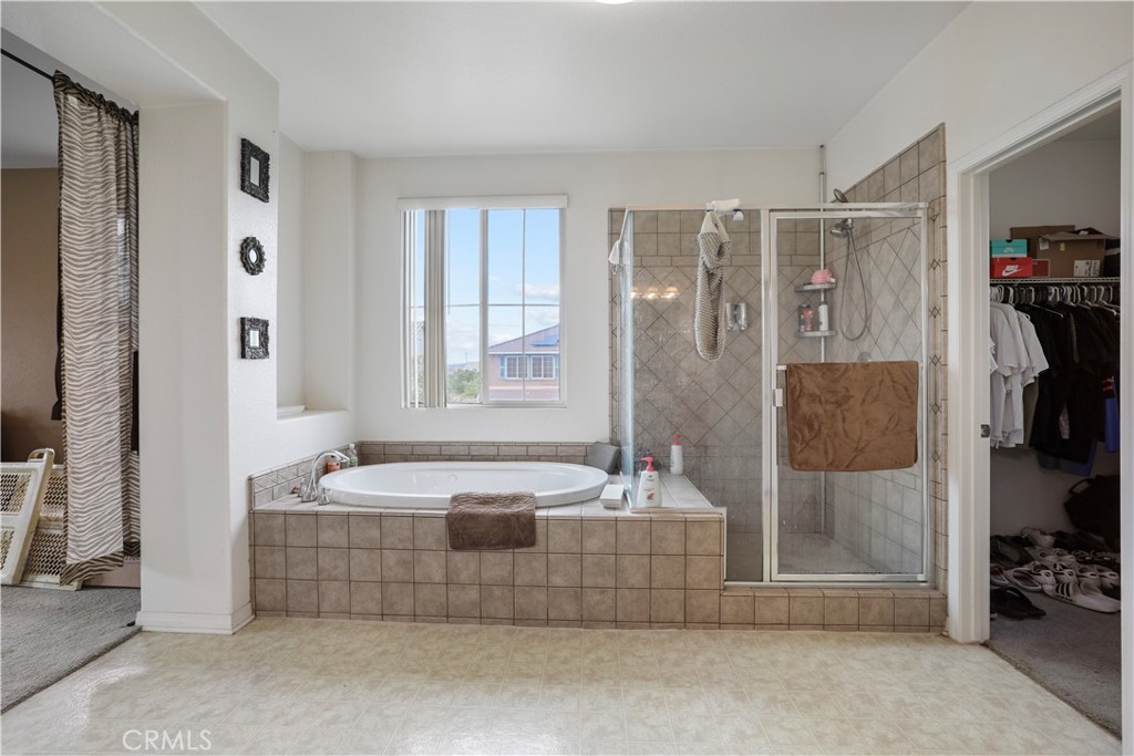 MLS #WS25270653 image #21