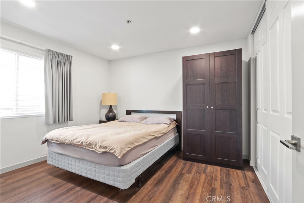 MLS #WS25270734 image #4