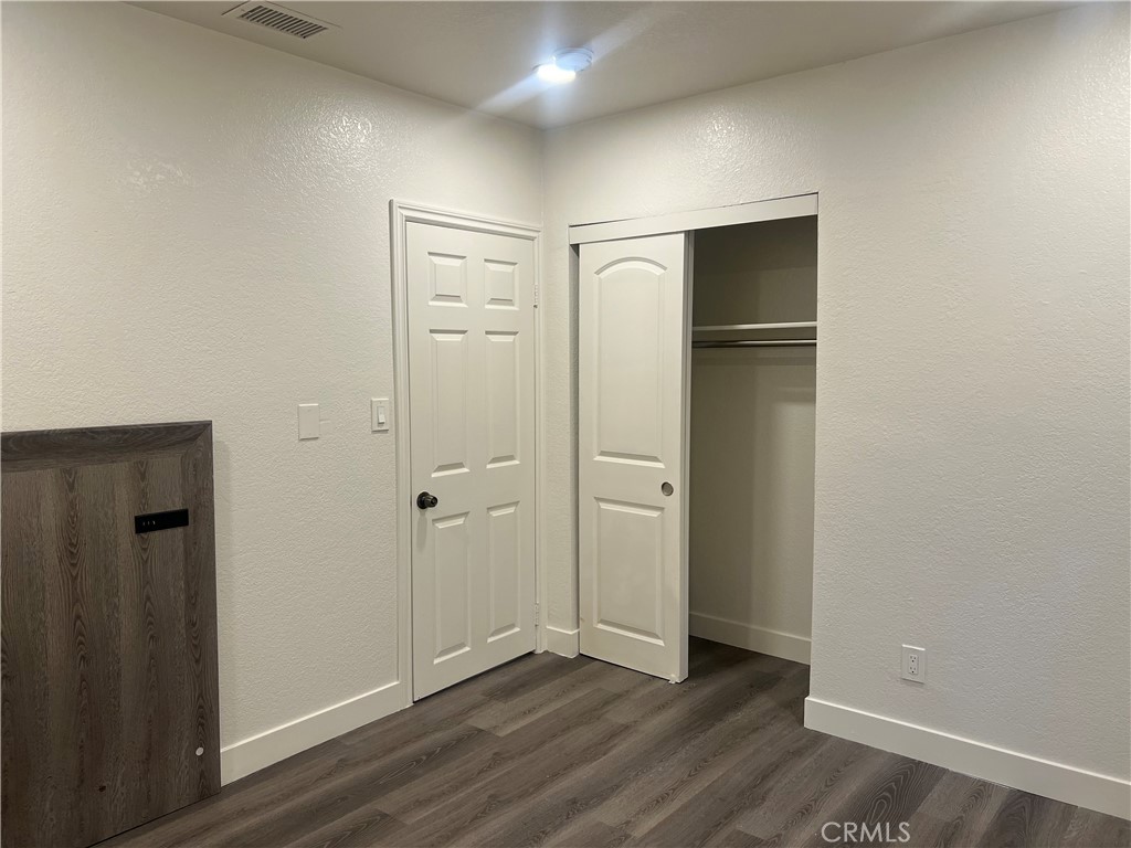 MLS #WS25270771 image #7