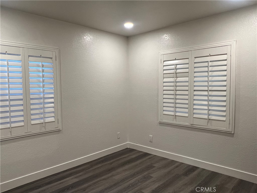 MLS #WS25270771 image #8