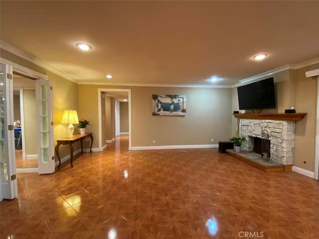 MLS #WS25270798 image #3