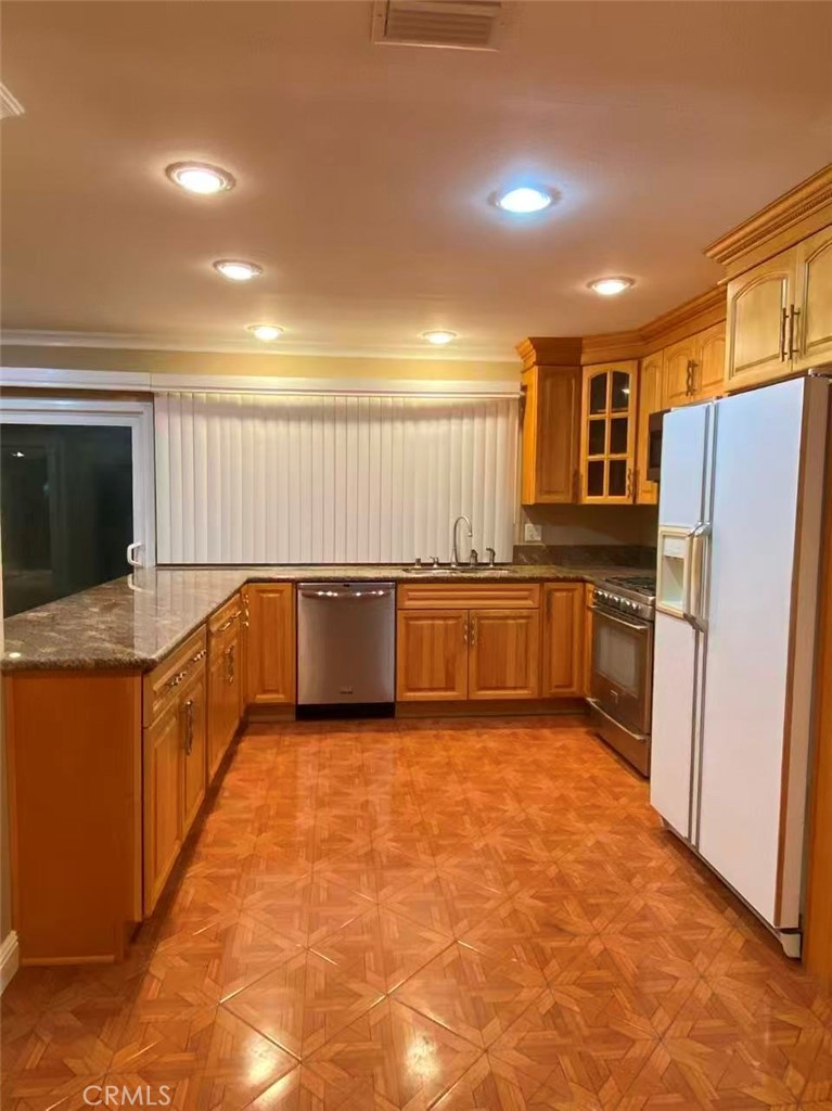 MLS #WS25270798 image #6