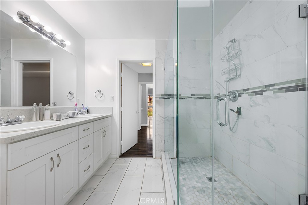 MLS #WS25270863 image #19