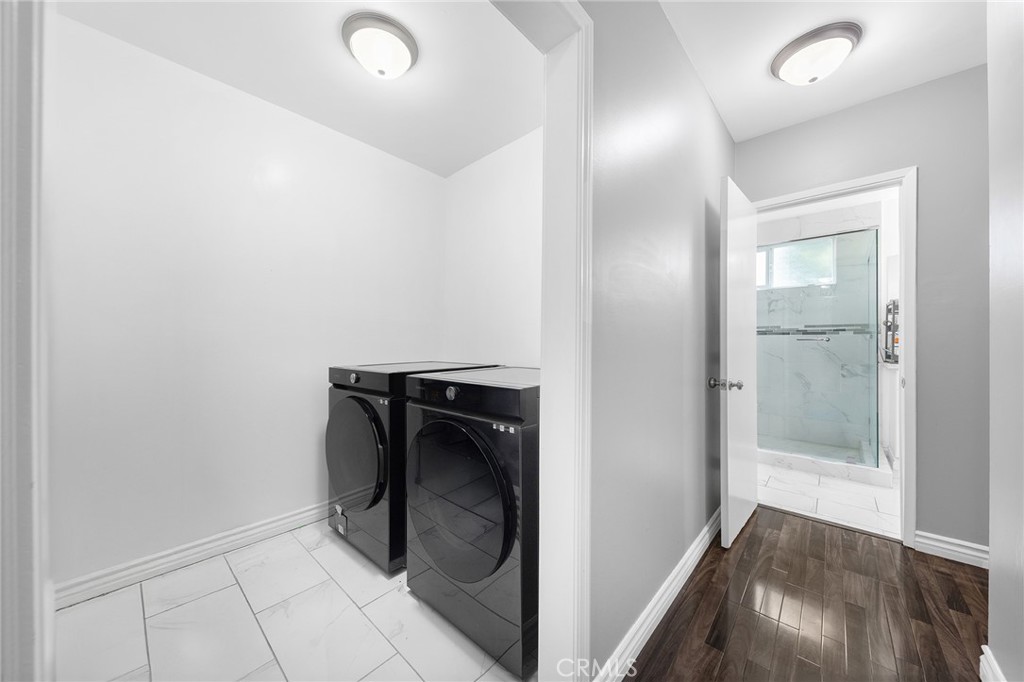 MLS #WS25270863 image #21