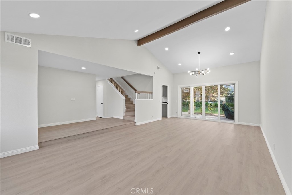 MLS #WS25270878 image #2