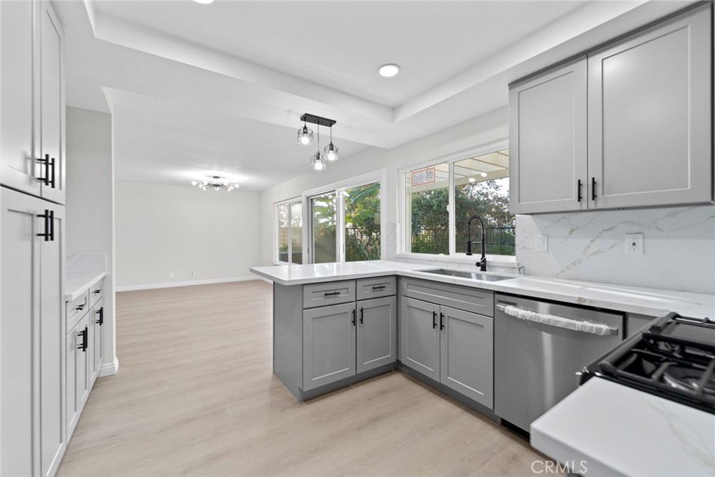 MLS #WS25270878 image #5