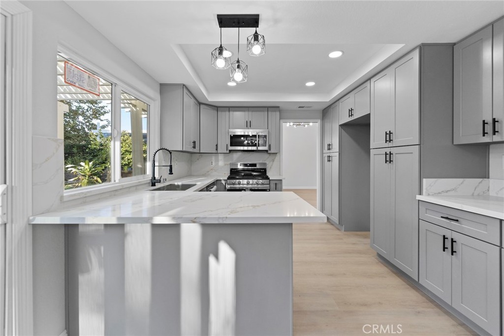 MLS #WS25270878 image #6