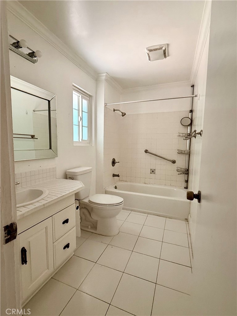 MLS #WS25271072 image #11