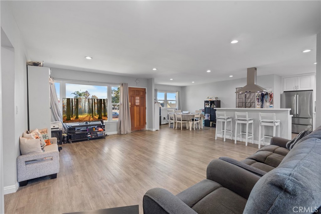 MLS #WS25271097 image #11