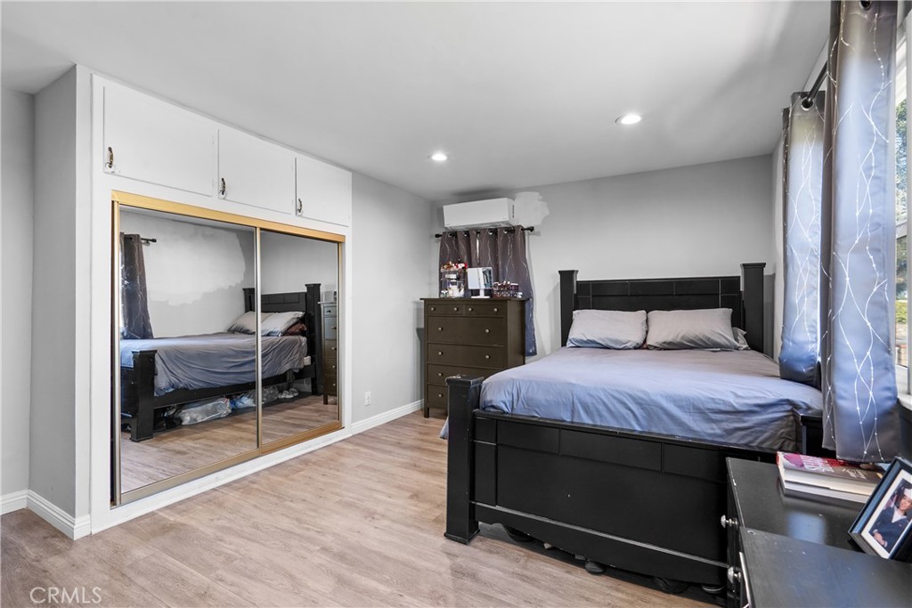 MLS #WS25271097 image #12