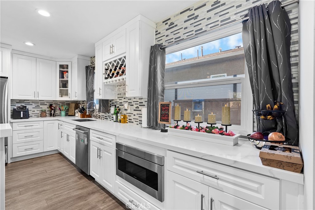 MLS #WS25271097 image #5