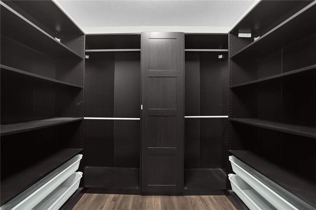 MLS #WS25271307 image #24