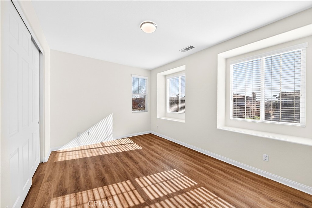 MLS #WS25271519 image #38