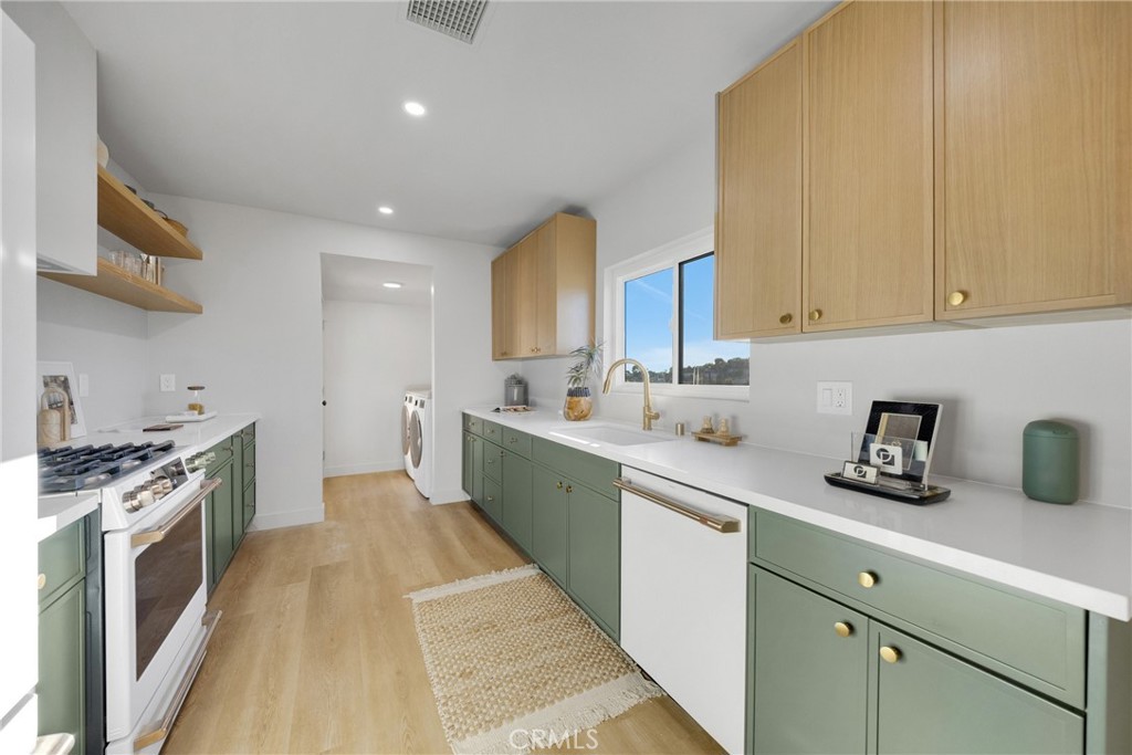 MLS #WS25271522 image #12