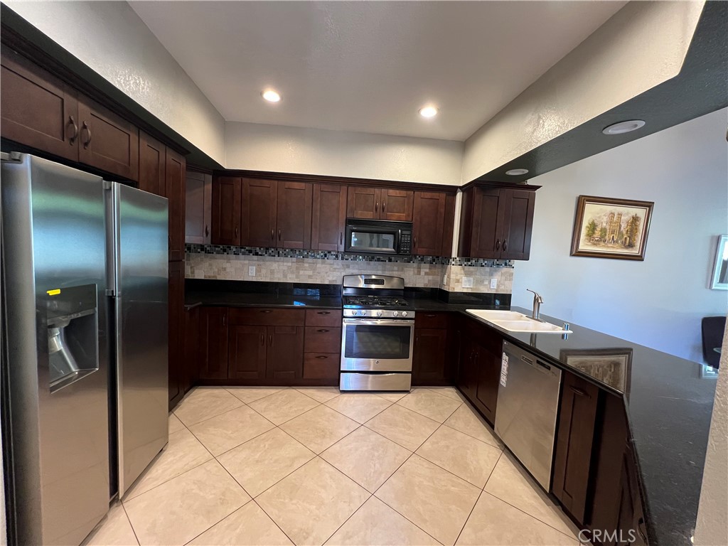 MLS #WS25271644 image #1