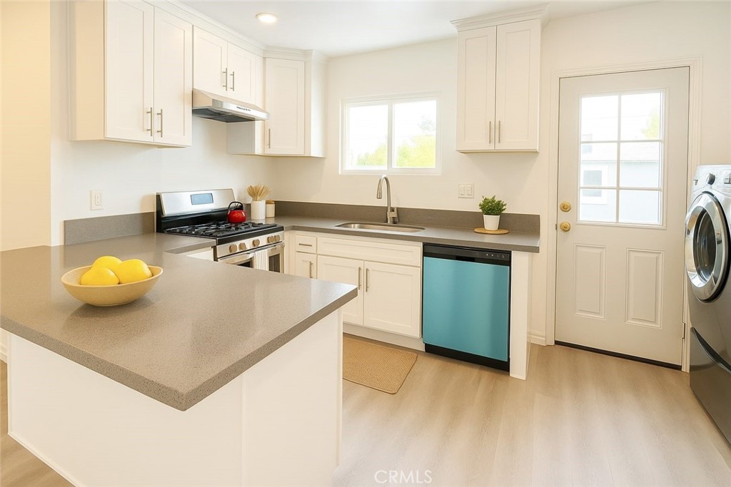 MLS #WS25271702 image #1