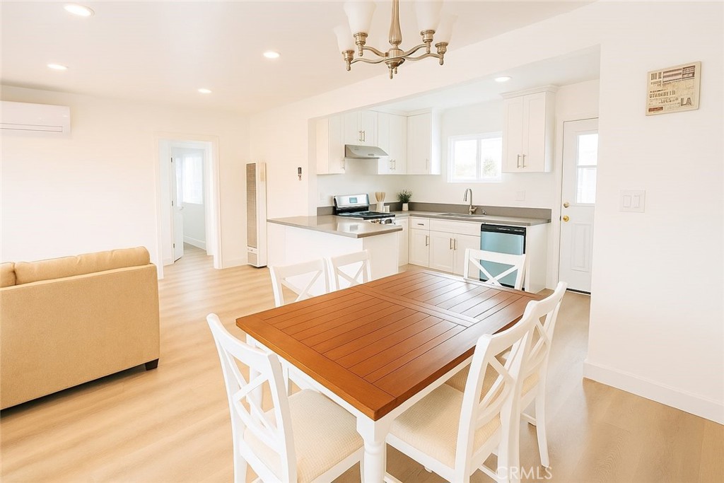 MLS #WS25271702 image #2