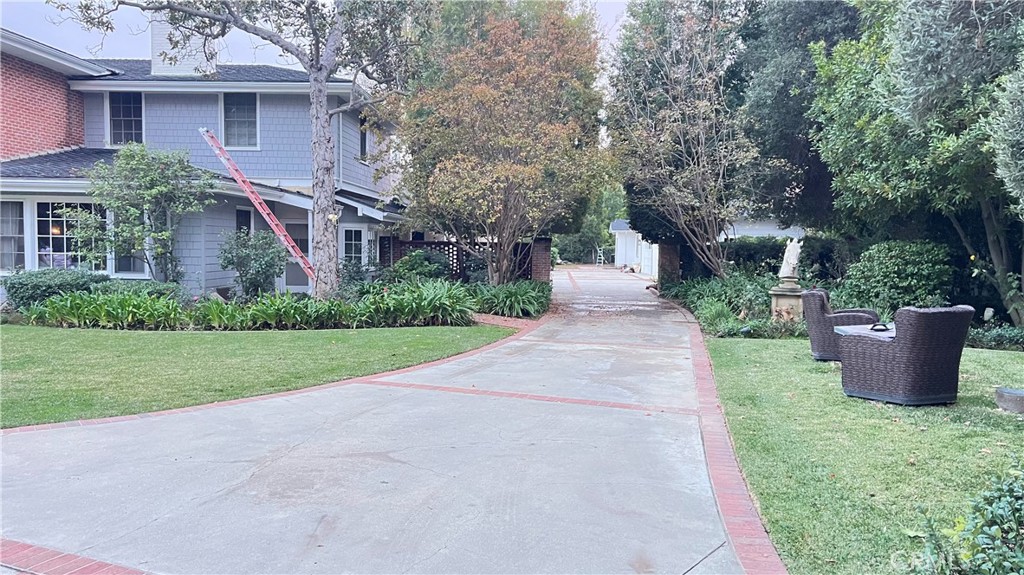 MLS #WS25271735 image #0