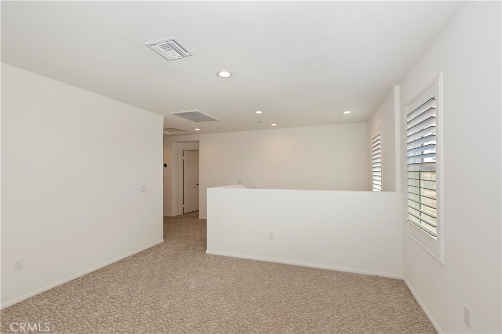 MLS #WS25271861 image #12